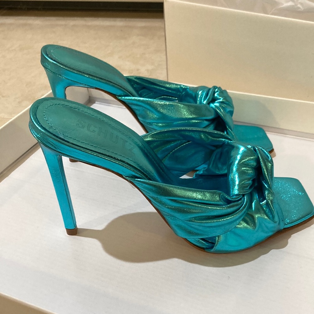 NIB Schutz Mindy sz 6.5